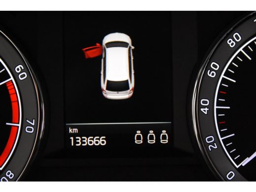 Skoda Octavia Combi 1.0 TSI Ambition Combi *1ste Eigenaar*Navigatie*DAB*Trekhaak* ActivLease financial lease