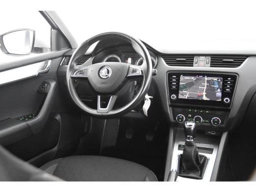 Skoda Octavia Combi 1.0 TSI Ambition Combi *1ste Eigenaar*Navigatie*DAB*Trekhaak* ActivLease financial lease