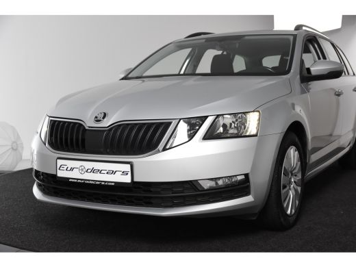 Skoda Octavia Combi 1.0 TSI Ambition Combi *1ste Eigenaar*Navigatie*DAB*Trekhaak* ActivLease financial lease