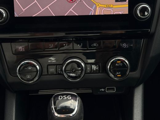 Skoda Octavia Combi 1.5 TSI Greentech Sport Business AUTOMAAT | NAVI | NL-AUTO ActivLease financial lease