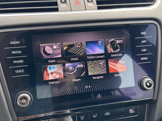 Skoda Octavia Combi 1.5 TSI Greentech Sport Business AUTOMAAT | NAVI | NL-AUTO ActivLease financial lease