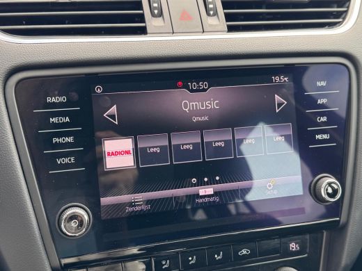 Skoda Octavia Combi 1.5 TSI Greentech Sport Business AUTOMAAT | NAVI | NL-AUTO ActivLease financial lease