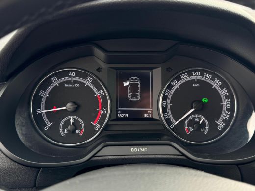 Skoda Octavia Combi 1.5 TSI Greentech Sport Business AUTOMAAT | NAVI | NL-AUTO ActivLease financial lease