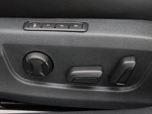 Skoda Superb Combi 1.4 TSi 218 Pk Automaat iV Sportline Business | Panorama Dak | Alcantara Leder | Elektrisch... ActivLease financial lease