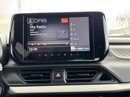 Suzuki Swift 1.2 Select Smart Hybrid Navigatiesysteem | Stoelverwarming | Apple CarPlay&Android Auto | Aircond... ActivLease financial lease