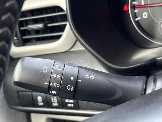 Suzuki Swift 1.2 Select Smart Hybrid GEEN AFLEVERKOSTEN | Navigatiesysteem | Stoelverwarming | Apple CarPlay&A... ActivLease financial lease