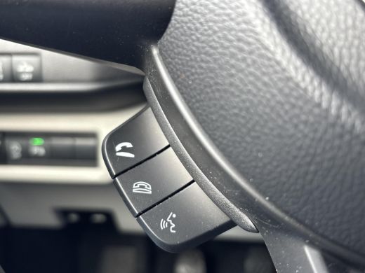 Suzuki Swift 1.2 Select Smart Hybrid GEEN AFLEVERKOSTEN | Navigatiesysteem | Stoelverwarming | Apple CarPlay&A... ActivLease financial lease