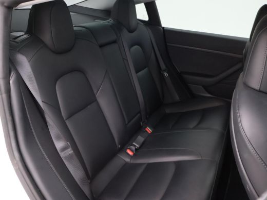 Tesla Model 3 60 kWh RWD *BTW* + LEDER | AUTOPILOT | PANORAMA | 3 CAMERA'S | PRIVACY GLASS ActivLease financial lease