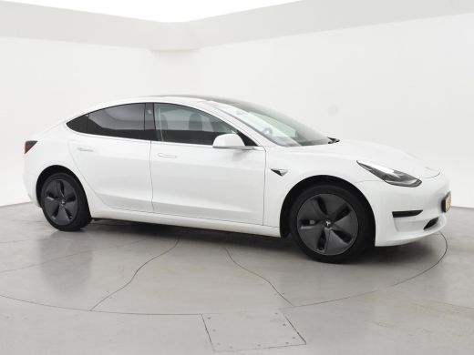 Tesla Model 3 60 kWh RWD *BTW* + LEDER | AUTOPILOT | PANORAMA | 3 CAMERA'S | PRIVACY GLASS ActivLease financial lease