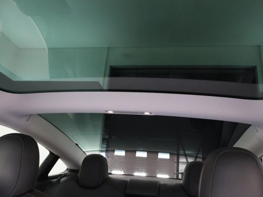 Tesla Model 3 60 kWh RWD *BTW* + LEDER | AUTOPILOT | PANORAMA | 3 CAMERA'S | PRIVACY GLASS ActivLease financial lease