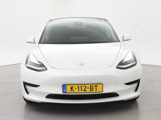 Tesla Model 3 60 kWh RWD *BTW* + LEDER | AUTOPILOT | PANORAMA | 3 CAMERA'S | PRIVACY GLASS ActivLease financial lease