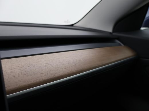 Tesla Model 3 60 kWh RWD *BTW* + LEDER | AUTOPILOT | PANORAMA | 3 CAMERA'S | PRIVACY GLASS ActivLease financial lease