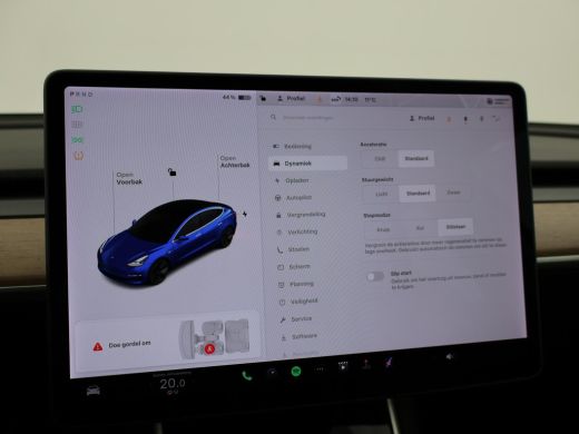 Tesla Model 3 60 kWh RWD *BTW* + LEDER | AUTOPILOT | PANORAMA | 3 CAMERA'S | PRIVACY GLASS ActivLease financial lease