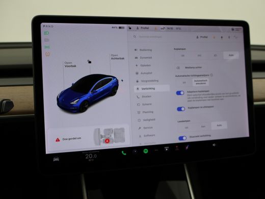 Tesla Model 3 60 kWh RWD *BTW* + LEDER | AUTOPILOT | PANORAMA | 3 CAMERA'S | PRIVACY GLASS ActivLease financial lease