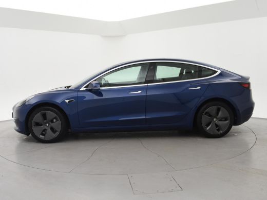 Tesla Model 3 60 kWh RWD *BTW* + LEDER | AUTOPILOT | PANORAMA | 3 CAMERA'S | PRIVACY GLASS ActivLease financial lease