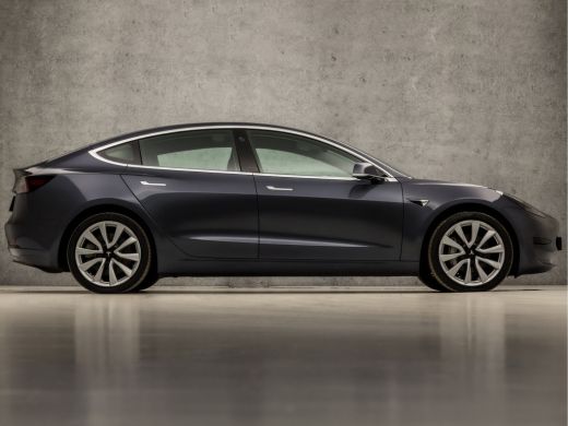 Tesla Model 3 Standard RWD Plus 60 kWh 238Pk Automaat (PANORAMADAK, AUTOPILOT, NAVIGATIE, SFEERVERLICHTING, LED... ActivLease financial lease