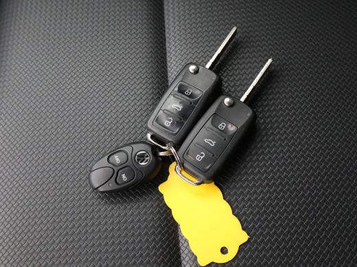 Volkswagen Caddy ALLTRACK 2.0 TDI 4MOTION 4X4 + 2X SCHUIFDEUR | ACC | LED | CAMERA | LEDER | STANDKACHEL | CARPLAY... ActivLease financial lease