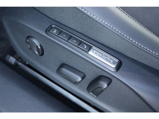 Volkswagen ID.7 286PK Pro Limited Edition Inclusief &euro;2000,- inruilvoordeel | Trekhaak | Achterbank in ongelijke d... ActivLease financial lease