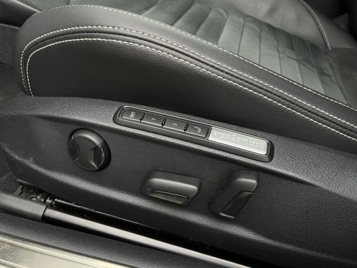 Volkswagen Passat Variant 1.4 TSI PHEV GTE Business | Pano | Elek. Trekhaak | Camera | Carplay | Navi | LED ActivLease financial lease