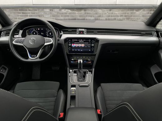 Volkswagen Passat Variant 1.4 TSI PHEV GTE Business | Pano | Elek. Trekhaak | Camera | Carplay | Navi | LED ActivLease financial lease