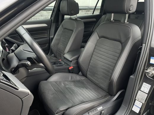 Volkswagen Passat Variant 1.4 TSI PHEV GTE Business | Pano | Elek. Trekhaak | Camera | Carplay | Navi | LED ActivLease financial lease