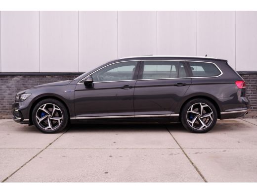 Volkswagen Passat Variant 1.4 TSI PHEV GTE Business | Pano | Elek. Trekhaak | Camera | Carplay | Navi | LED ActivLease financial lease