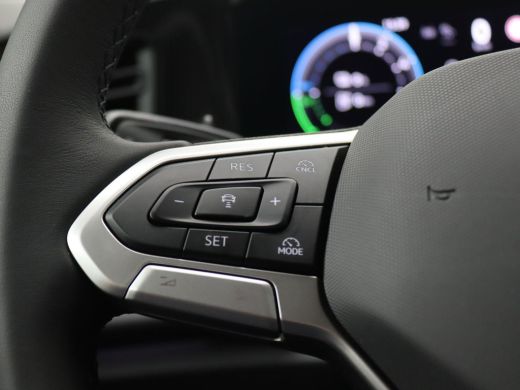 Volkswagen Tiguan 1.5 eHybrid Life Edition 204PK DSG Trekhaak, 18" LM Velgen, Keyless, Achteruitrijcamera, Side Ass... ActivLease financial lease