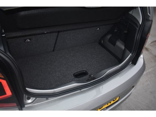 Volkswagen up! 1.0 MPI 65PK | CAMERA ACHTER | CRUISE CONTROL | STOELVERW. AIRCO | DAB+ | LED ActivLease financial lease