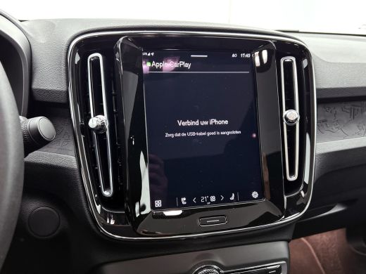 Volvo  C40 Recharge Plus 69 kWh SOH 95% / Panoramadak / Trekhaak / Camera / Stoel-Stuurverwarming / Navigati... ActivLease financial lease