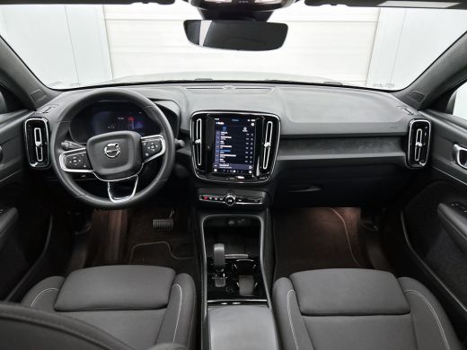 Volvo  C40 Recharge Plus 69 kWh SOH 95% / Panoramadak / Trekhaak / Camera / Stoel-Stuurverwarming / Navigati... ActivLease financial lease