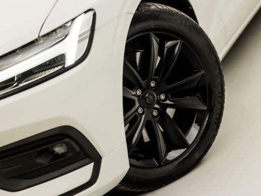 Volvo  V60 2.0 B3 Sport 177Pk Automaat (APPLE CARPLAY, GROOT NAVI, GETINT GLAS, CAMERA, ADAPTIVE CRUISE, SPO... ActivLease financial lease