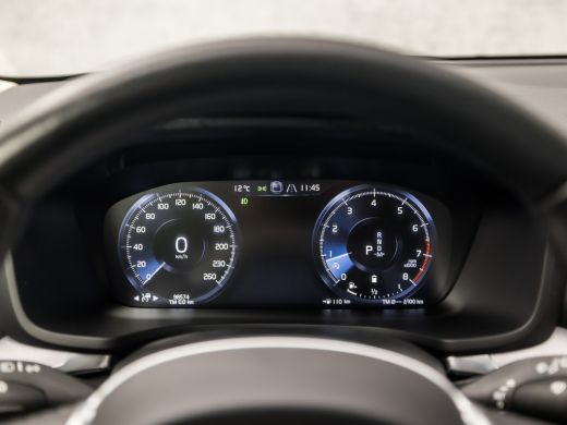 Volvo  V60 2.0 B3 Sport 177Pk Automaat (APPLE CARPLAY, GROOT NAVI, GETINT GLAS, CAMERA, ADAPTIVE CRUISE, SPO... ActivLease financial lease