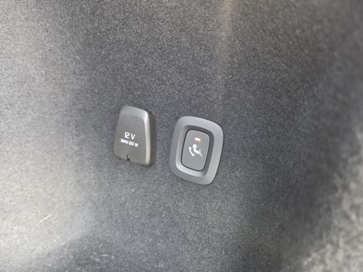 Volvo  V60 2.0 T6 Plug-in hybrid AWD Plus Dark | Trekhaak | 360cam | Harman Kardon | ActivLease financial lease