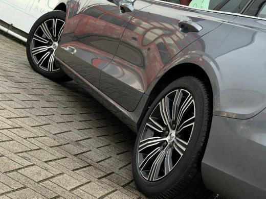 Volvo  V60 2.0 T6 Recharge AWD Business Pro NL-AUTO | LEDER | CAMERA | STUURWIEL VERW | STOELVERW | ActivLease financial lease