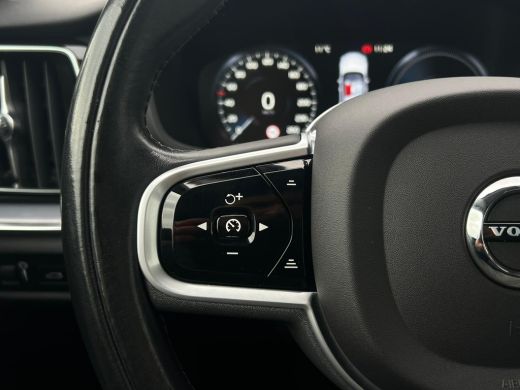 Volvo  V60 2.0 T6 Recharge AWD Business Pro NL-AUTO | LEDER | CAMERA | STUURWIEL VERW | STOELVERW | ActivLease financial lease