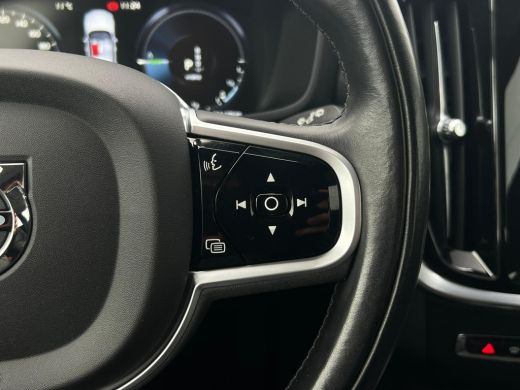 Volvo  V60 2.0 T6 Recharge AWD Business Pro NL-AUTO | LEDER | CAMERA | STUURWIEL VERW | STOELVERW | ActivLease financial lease
