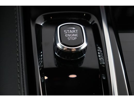 Volvo  V60 2.0 T8 Plug-in hybrid AWD Ultra Dark Polestar Engineered Optimisation Charcoal hemelbekleding | A... ActivLease financial lease