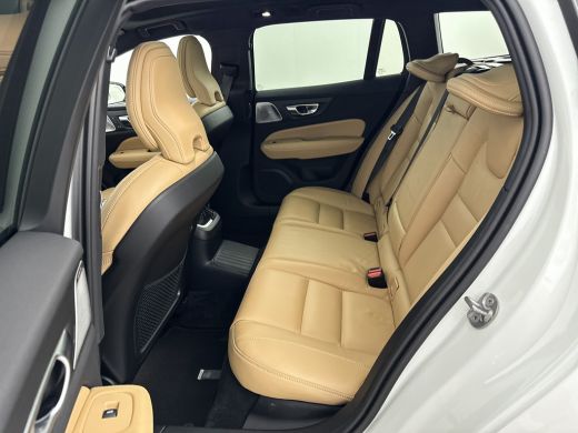 Volvo  V60 T8 Recharge Ultra Dark | 19" | Bowers & Wilkins | Geventileerd Nappa | Massagestoelen | Trekhaak ... ActivLease financial lease