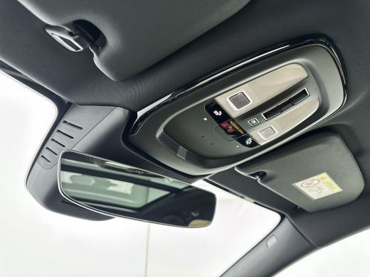 Volvo  V60 T8 Recharge Ultra Dark | 19" | Bowers & Wilkins | Geventileerd Nappa | Massagestoelen | Trekhaak ... ActivLease financial lease