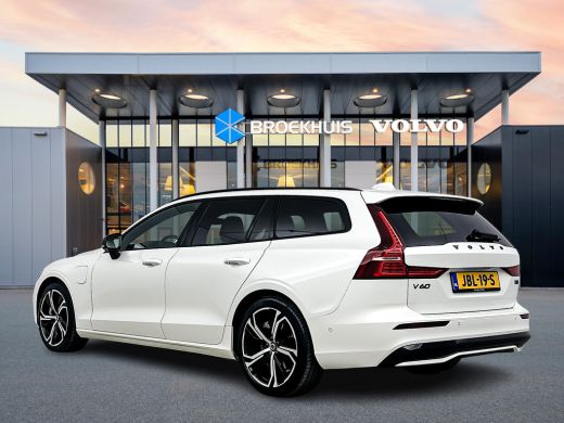 Volvo  V60 T8 Recharge Ultra Dark | 19" | Bowers & Wilkins | Geventileerd Nappa | Massagestoelen | Trekhaak ... ActivLease financial lease