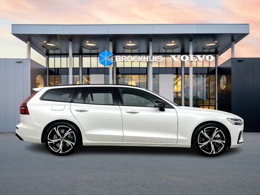 Volvo  V60 T8 Recharge Ultra Dark | 19" | Bowers & Wilkins | Geventileerd Nappa | Massagestoelen | Trekhaak ... ActivLease financial lease
