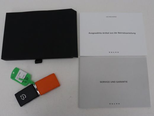 Volvo  V90 2.0 T6 AWD Inscription Plug In | Panoramadak | Leder | Stoel & stuurverwarming | Trekhaak | Camer... ActivLease financial lease