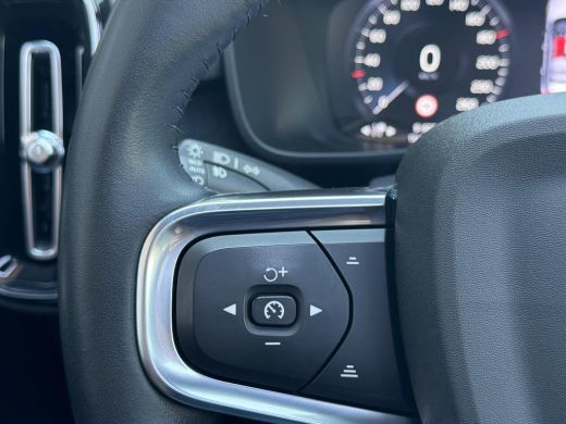 Volvo  XC40 1.5 T4 Recharge R-Design Expression NL AUTO | CAMERA | PANO | 5x voorraad ActivLease financial lease