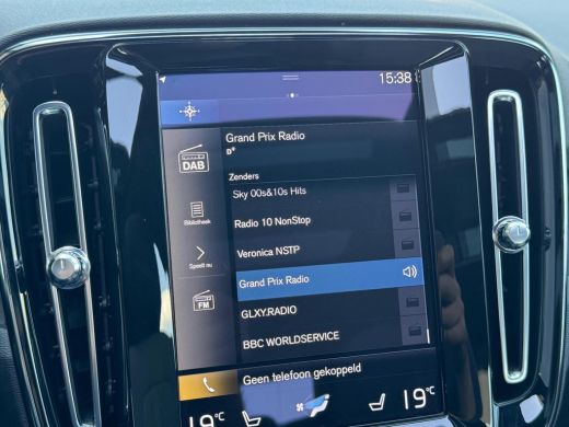 Volvo  XC40 1.5 T4 Recharge R-Design Expression NL AUTO | CAMERA | PANO | 5x voorraad ActivLease financial lease