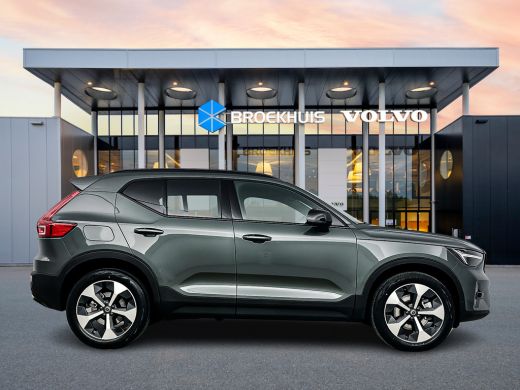 Volvo  XC40 B4 Plus Dark | 19" | Leder/Nubuck | Panoramadak | 360 Camera | Pixel LED | Getint Glas | Harman K... ActivLease financial lease
