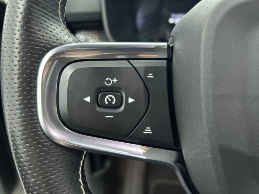 Volvo  XC40 Recharge 78KWH. SOH 91% AWD R-Design / Pdc.+Camera / 1/2 Leder / Stoel-Stuurverwarming / Navigati... ActivLease financial lease