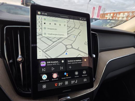 Volvo  XC60 T6 Ultra Dark | Harman Kardon | Luchtvering | 360cam | Mulberry Red ActivLease financial lease