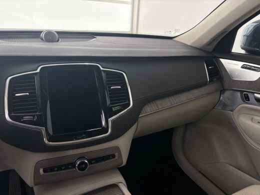 Volvo  XC90 T8 Recharge AWD Ultimate Bright | Achterbank verwarmd | Airco separaat achter | Alarm klasse 3 ActivLease financial lease