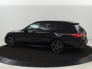 Mercedes-Benz C-Klasse 300e AMG Night | Adaptive cruise | Stoelverwarming | Carplay | Leder/Alcantara | Camera | Burmest...