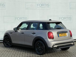 Mini Cooper 1.5 Business Edition NL AUTO | DEALER ONDERH | UNION JACK | CARPLAY